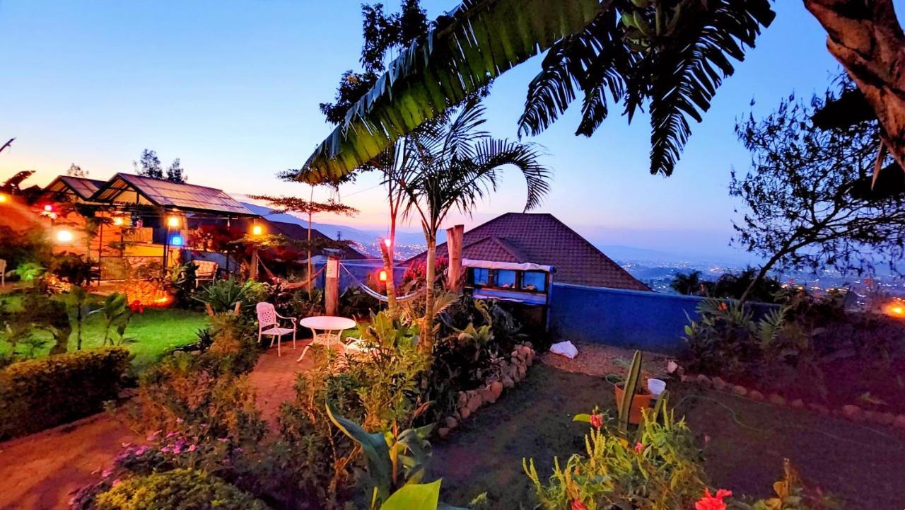 Yambi Guesthouse Kigali Exterior photo