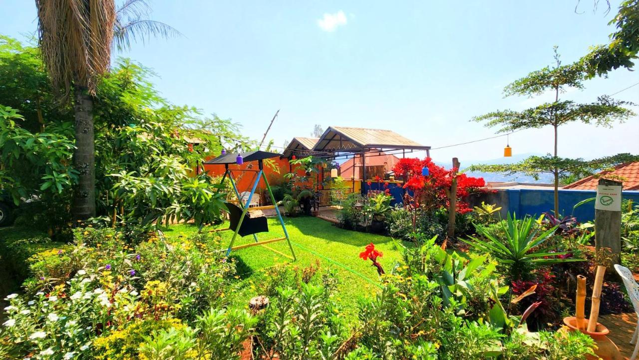 Yambi Guesthouse Kigali Exterior photo