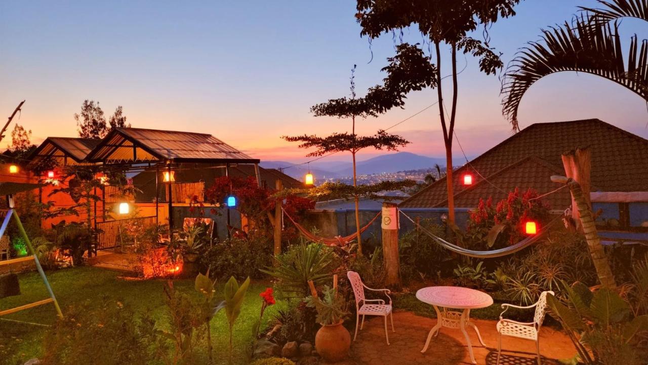 Yambi Guesthouse Kigali Exterior photo