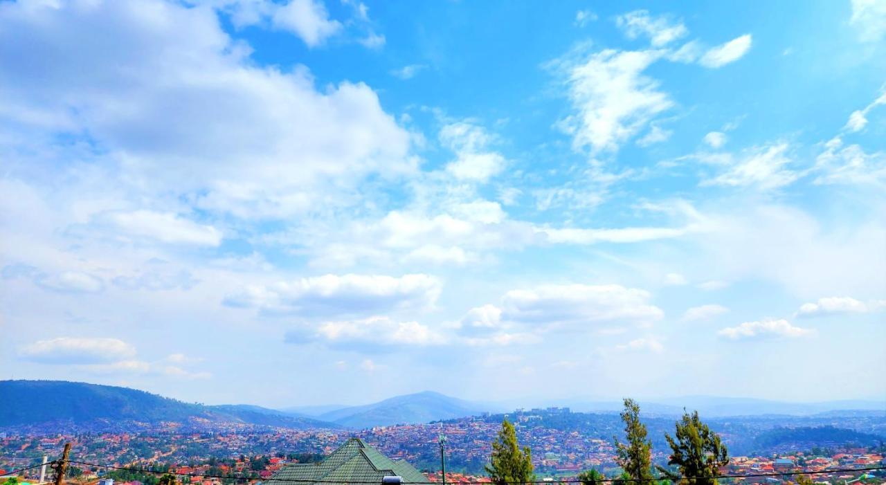 Yambi Guesthouse Kigali Exterior photo